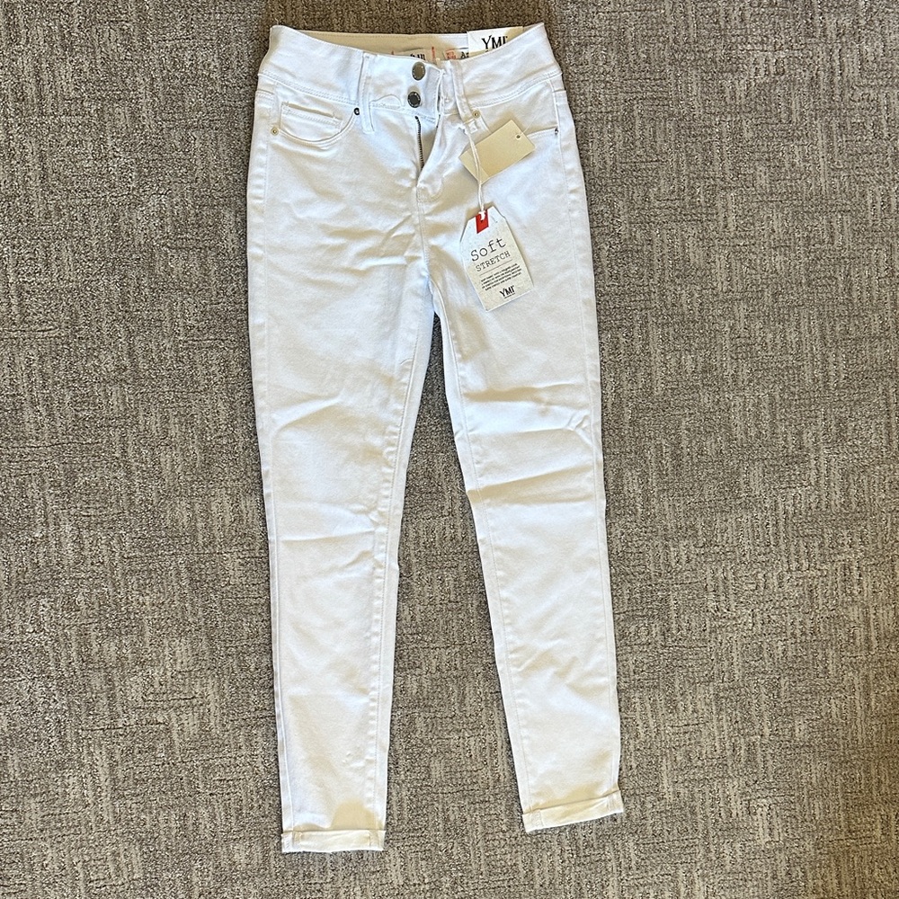 YMI Women's White Skinny Jeans